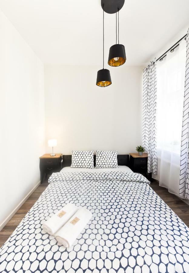 Metropolis Apartment Торунь Екстер'єр фото