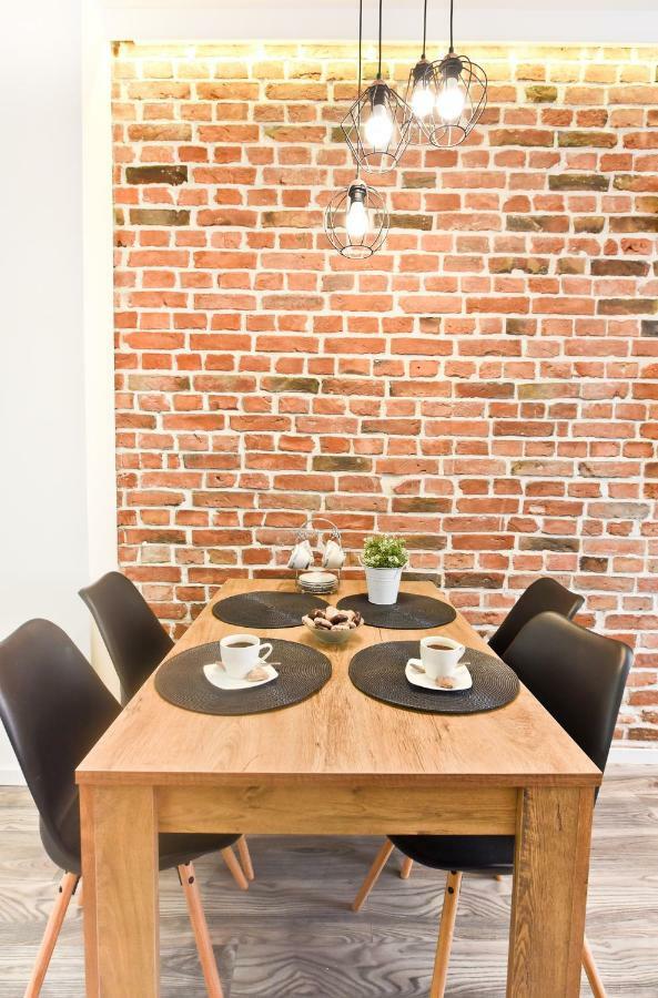 Metropolis Apartment Торунь Екстер'єр фото